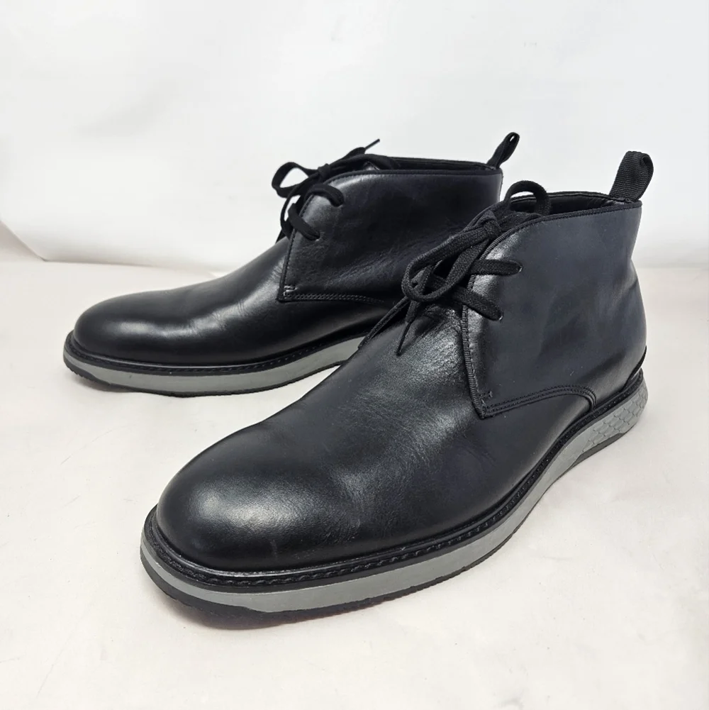 Vince Camuto Stuwert Men Chukka Boots sz 12M Black Leather Upper Casual Comfort
